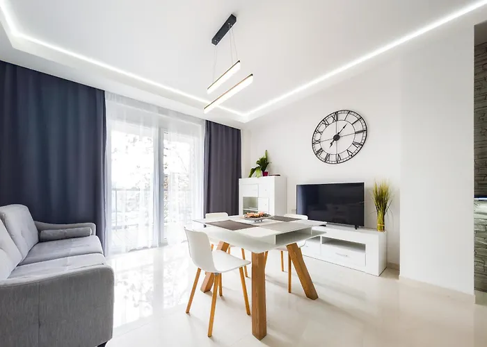 Riverside Harmony Chic By Bookinghost * Wrocław