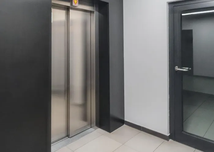 Riverside Harmony Chic By Bookinghost شقة